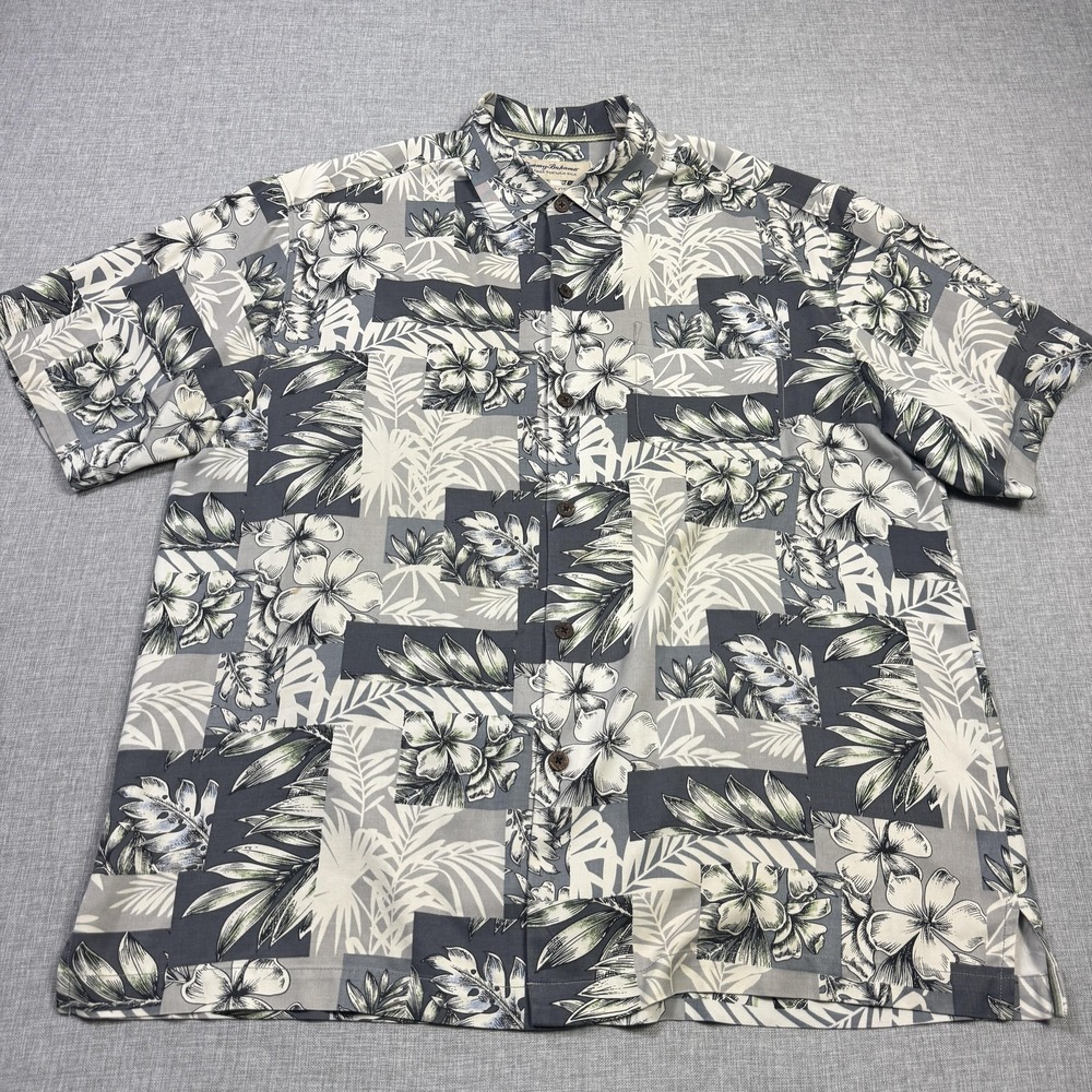 Tommy Bahama Heritage Tortola Silk Hawaiian Shirt Men L Gray Short Sleeve Button